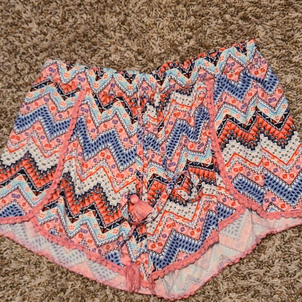 Printed Casual Short (SOFT!)